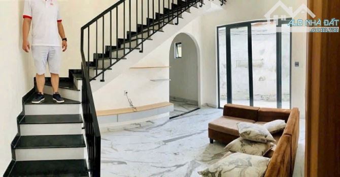 🔆 NHỈNH 3 tỷ có ngay NHÀ 3 TẦNG PHẠM NHỮ TĂNG 📍dt51m2 ngang 10m 👉🏻 Công năng nhà đầy đ - 1