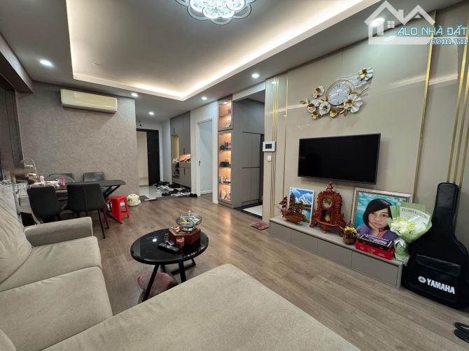bán gấp căn hộ Imperia sky garden Minh khai 80m2 2pn view đẹp chỉ 8 tỷ - 1