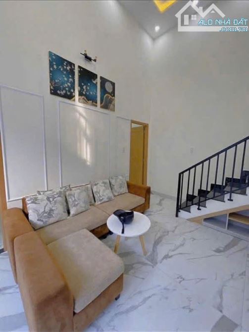 🔆 NHỈNH 3 tỷ có ngay NHÀ 3 TẦNG PHẠM NHỮ TĂNG 📍dt51m2 ngang 10m 👉🏻 Công năng nhà đầy đ - 3