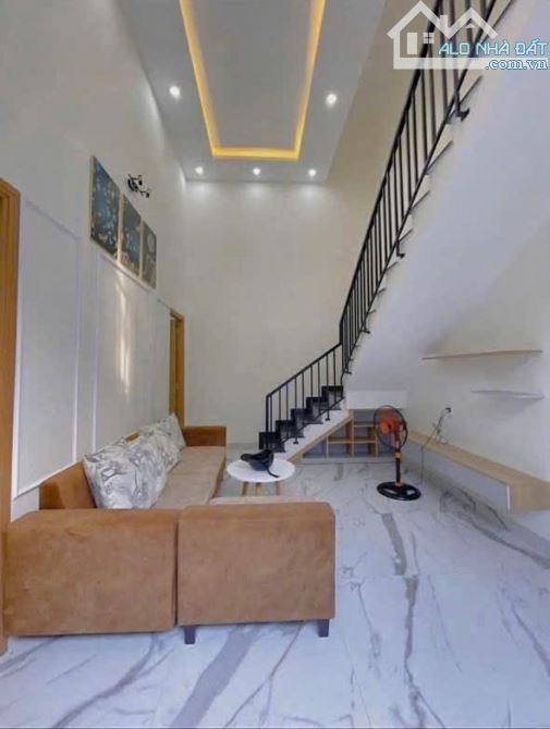 🔆 NHỈNH 3 tỷ có ngay NHÀ 3 TẦNG PHẠM NHỮ TĂNG 📍dt51m2 ngang 10m 👉🏻 Công năng nhà đầy đ - 4