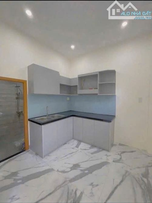 🔆 NHỈNH 3 tỷ có ngay NHÀ 3 TẦNG PHẠM NHỮ TĂNG 📍dt51m2 ngang 10m 👉🏻 Công năng nhà đầy đ - 5