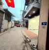 Bán nhà Nguyễn văn linh long biên HN 55m2 ngang 5,2m oto vào nhà