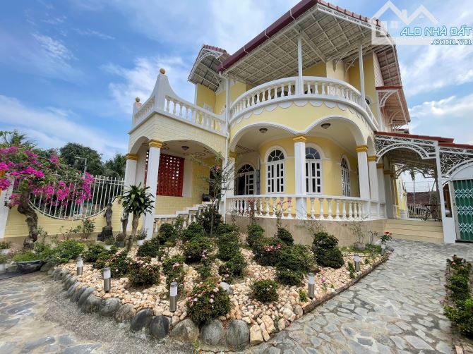 Biệt thự tại phường Tây Nha Trang. Đường hẻm Lương Định Của ❇️250m2, ngang 11.5m2 giá 6 tỷ