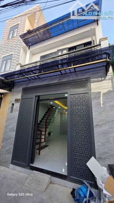 Bán căn nhà ngay ht33 ra Nguyễn thi kiểu Tân thoi hiệp