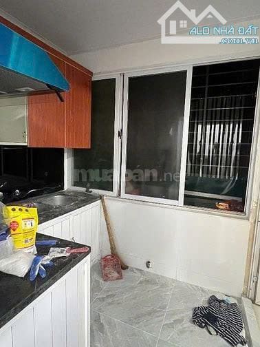 Cho thuê căn hộ mới đẹp, đủ nội thất , tập thể cán bộ nhân viên trường xiếc Việt Nam