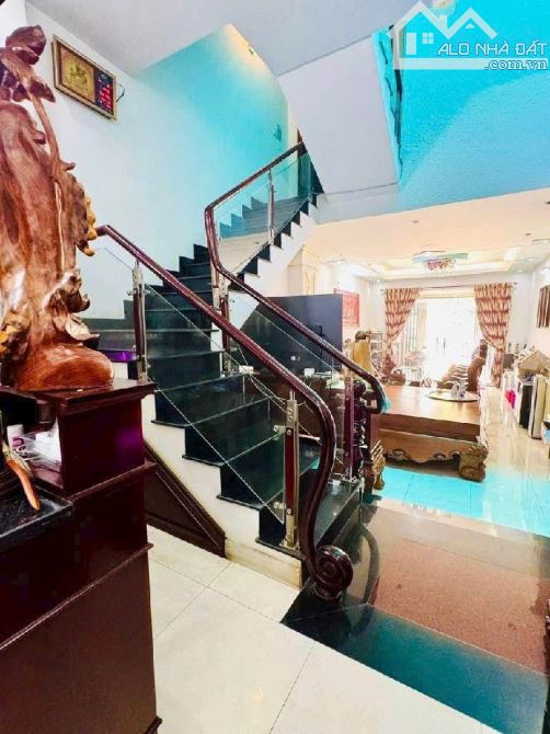 90M- 9,4 Tỷ - 4 TẦNG - PHAN VĂN HƠN- TÂN THỚI NHẤT Q12 - ĐƯỜNG 10M, XE Ô TÔ QUAY ĐẦU - 3