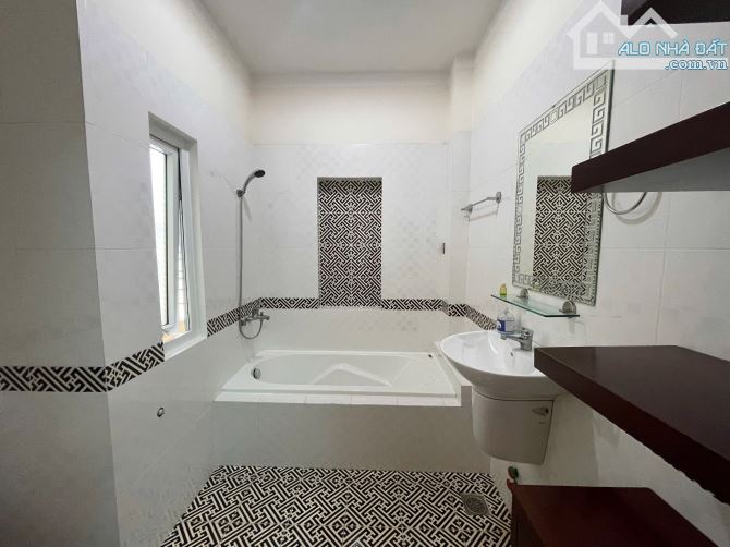 Biệt thự tại phường Tây Nha Trang. Đường hẻm Lương Định Của ❇️250m2, ngang 11.5m2 giá 6 tỷ - 5