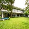 Cho thuê biệt thự Hồ bơi 700m2 Nam Việt Á - 5 phòng ngủ - DT đất: 700m2.  - Thiết kế 2 tần