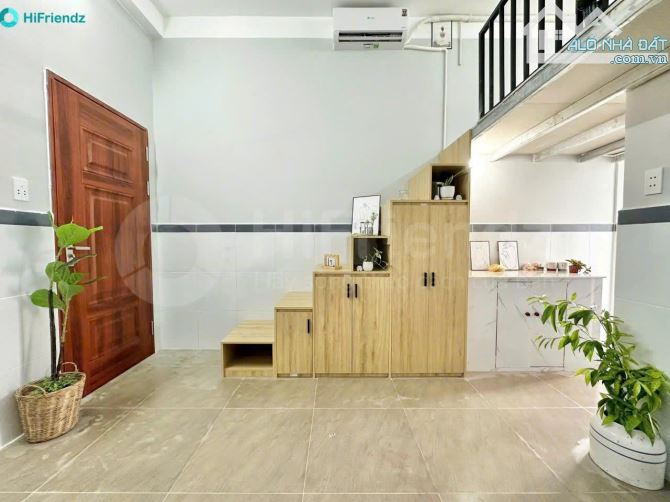 Quận 9 - MT sông Ông Nhiêu - Ngay ĐH Marketing -6 tầng ,có 84 CHDV, 80ty, dt 3200m đất