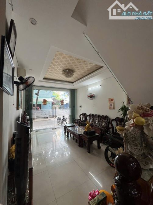 📌📌📌LÀM VIỆC TRỰC TIẾP GIÁ TỐT !!! NHÀ NGUYỄN VĂN LINH GIÁ CHỈ 8.95T - 1