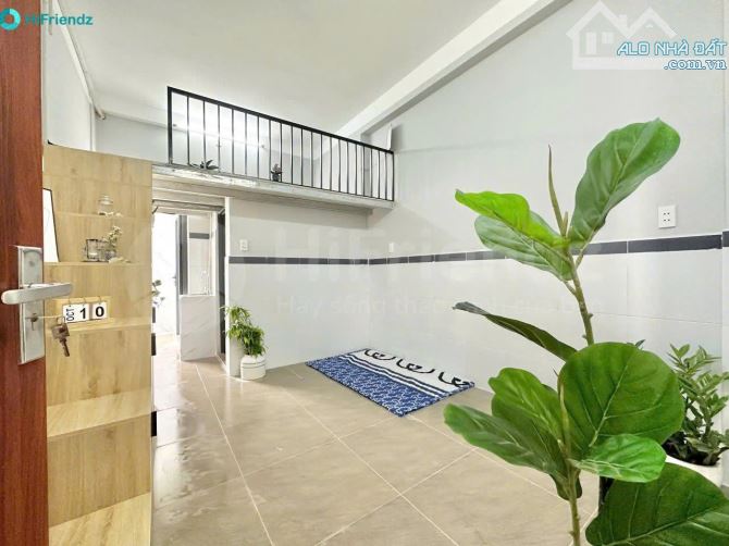 Quận 9 - MT sông Ông Nhiêu - Ngay ĐH Marketing -6 tầng ,có 84 CHDV, 80ty, dt 3200m đất - 1