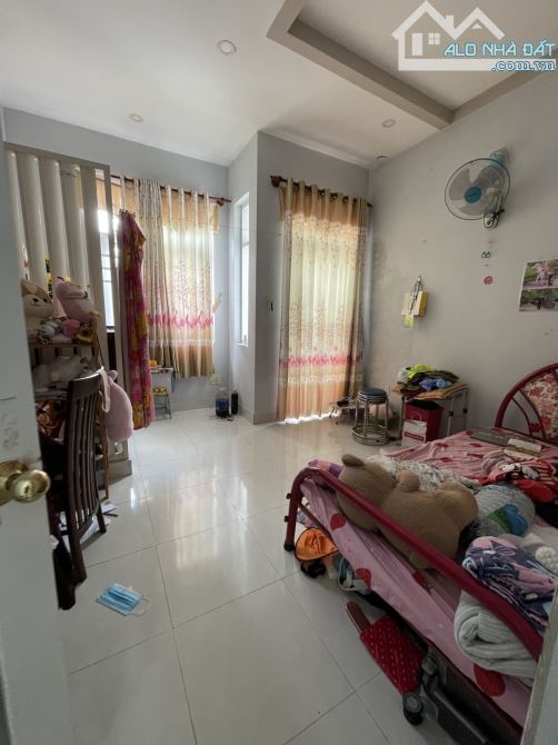 Nhà đẹp 2 tầng Hẻm xe hơi Bờ Bao Tân Thắng ngay AEON Tân Phú - 1