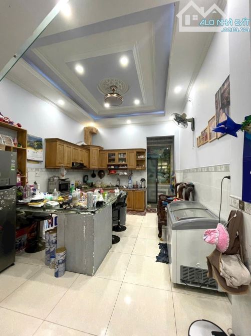 BÁN NHÀ 4 TẦNG ĐÚC ĐÔNG HƯNG THUẬN QUẬN 12 GIÁ RẺ 6.3 TỶ - 2