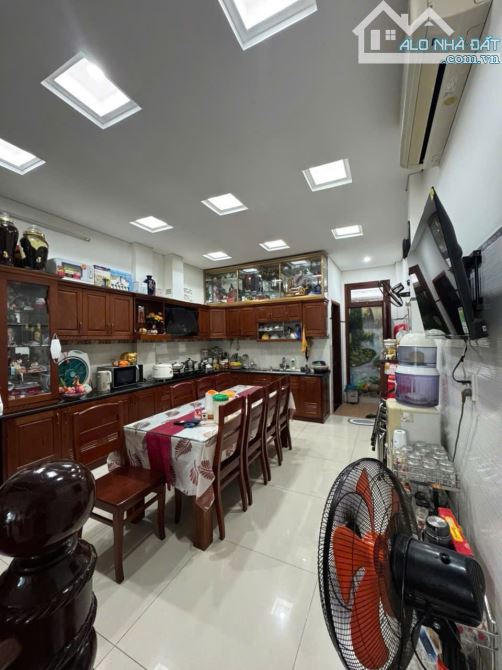 📌📌📌LÀM VIỆC TRỰC TIẾP GIÁ TỐT !!! NHÀ NGUYỄN VĂN LINH GIÁ CHỈ 8.95T - 3