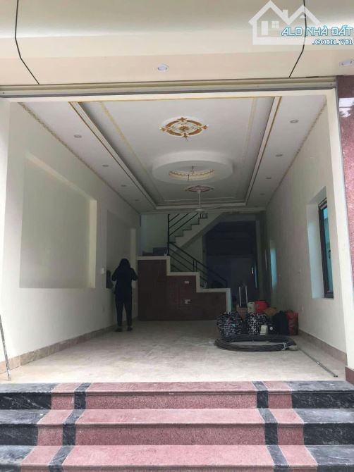CHÍNH CHỦ:  gửi bán nhà trọ 4 tầng Môn Tự- Nam Sơn. Bắc Ninh. Dt 70m2 MT 4,32m sẵn dòng ti - 4