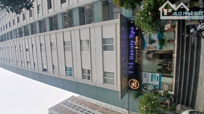 9.9 tỷ/70 m2/ Shophouse Tầng 1 Chân Đế Chung Cư/ Linh Đàm - 4