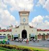 Ngay chợ Bến Thành, MT Calmette đoạn đẹp nhất, ngang 8m.