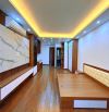 Siêu Phẩm Hiếm! Nguyễn Ngọc Vũ 50m2 – 6 Tầng Thang Máy – Ô Tô Đỗ Cửa – Kinh Doanh Đỉnh 15