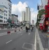 Cần bán nhà mới koong 6tầng thang máy full nội thất mặt phố Kim Đồng Hoàng Mai.