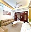 (CHỦ NGỘP) CẦN BÁN NHÀ NGÔ GIA TỰ, VIỆT HƯNG 34M² 5TẦNG, NGÕ CỰC NÔNG, Ô TÔ ĐỖ CỬA