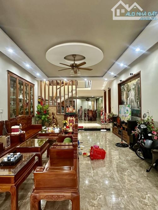 SẬP SÀN! LÕI PHỐ TÂY AN THƯỢNG - 3TẦNG MỚI ĐẸP VÀ HIỆN ĐẠI – VIEW CÔNG VIÊN – CHỈ 13 TỶ TL