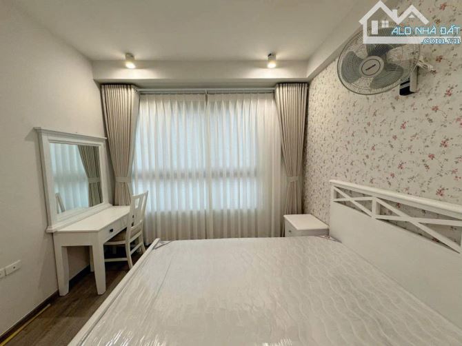 Cần cho thuê căn 1p ngủ có Nội thất giá 8tr C/c Carillon 2