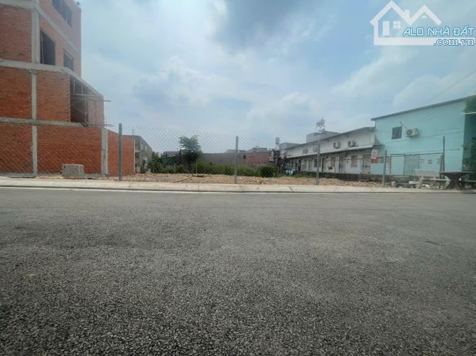 BÁN ĐẤT MẶT TIỀN NHỰA 6M ĐÔNG THẠNH, HÓC MÔN - 10X25M - 2
