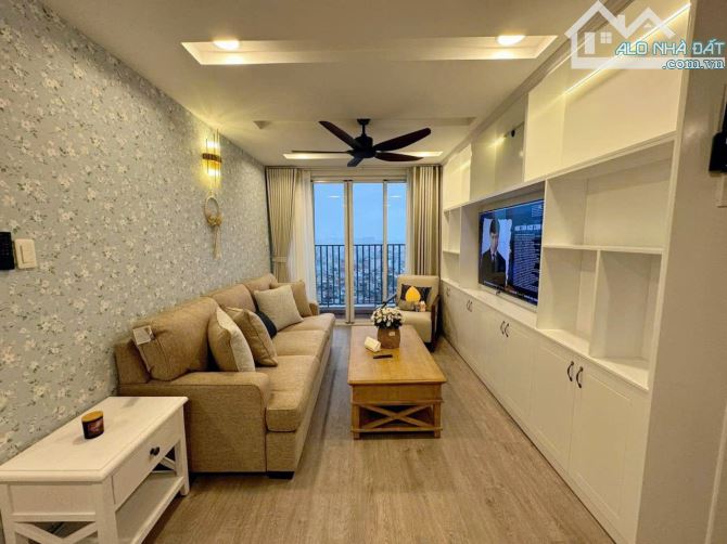 Cần cho thuê căn 1p ngủ có Nội thất giá 8tr C/c Carillon 2 - 4