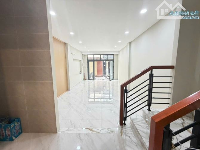 Cho thuê nhà XÔ VIẾT NGHỆ TĨNH P25 – 4x17M 2 LẦU – GIÁ 16TR - 4