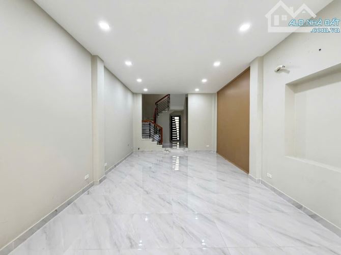 Cho thuê nhà XÔ VIẾT NGHỆ TĨNH P25 – 4x17M 2 LẦU – GIÁ 16TR - 5