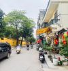 Hiếm bán đất tặng nhà 2tầng - 24m2 - phố Nguyễn Tri Phương - Ba Đình - 2 thoáng trước sau