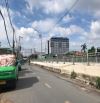 ĐẤT ĐẸP VỊ TRÍ VÀNG - 50m RA QL1A - ĐỐI DIỆN ĐH NGUYỄN TẤT THÀNH - SHR THỔ CƯ
