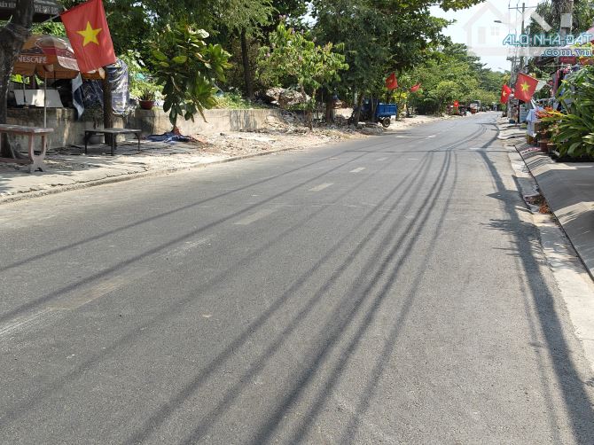 Mặt Tiền Đường 12m - 3 Tầng - 5x20m - KDC Gia Hoà - Bxe Q8 - Giá Hơn 5 Tỷ - 2