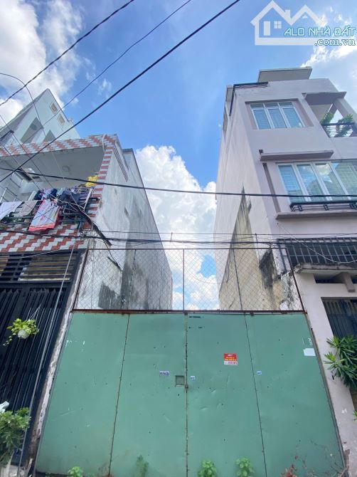 Hẻm xe tải! Bán đất Bùi Đình Túy (4x14m) vuông. GPXD 4 - 5 Tầng. Khu dân trí. Chỉ 7,9 Tỷ