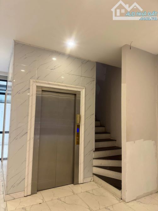 Cho thuê 15 căn Liền Kề, Biệt Thự Trịnh Văn Bô, Xuân Phương, thang máy, oto đỗ - 1