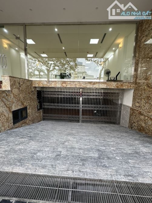 Tòa Văn Phòng 10 Tầng Có Hầm Mặt Phố Q Cầu Giấy - Trần Vỹ 120m2 Mt9m Giá Siêu Đẹp - 1