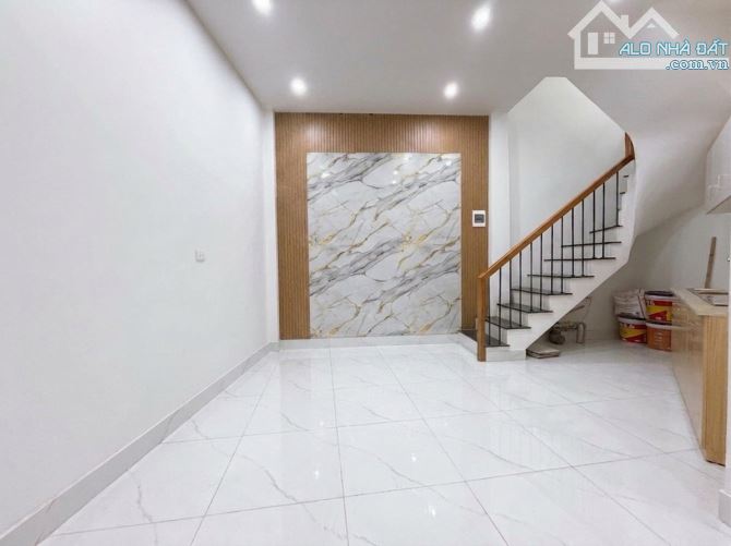 Duy nhất 1 căn Hoàng Mai/ DT 17M² x4 tầng/ Sổ Riêng/ Hơn 4tỷ - 1
