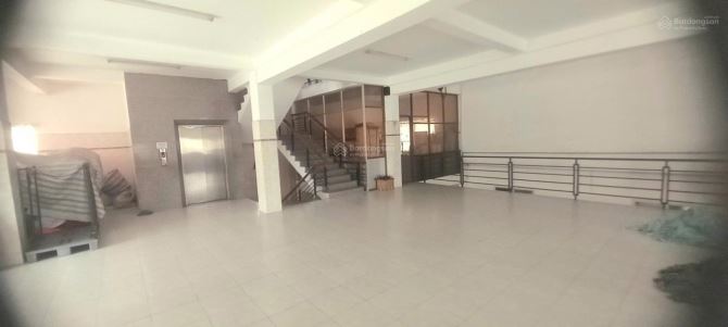 Cho thuê kho, nhà xưởng 2000m2 tại 41/7 Khu phố 17, phường Trung Mỹ Tây, 170 triệu VND - 4