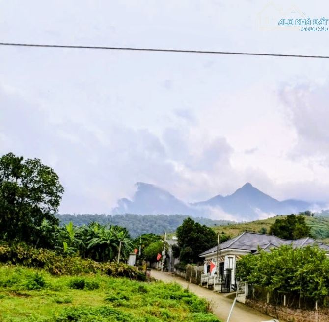 Bán đất Ba Vì, Minh Quang, gần TL415, UB xã, view núi, bám suối, 1582m, đg oto, 4.05tỷ