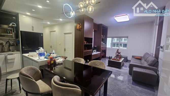 Bán Chung Cư Căn 3PN - Oriental Plaza 685 Đường Âu Cơ - 1