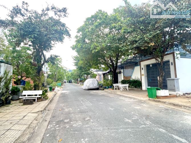 Nền biệt thự khang điền hướng đông nam giá tốt - 1