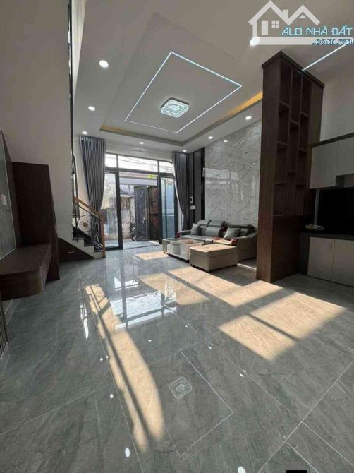 NHÀ MỚI VÕ THỊ HỒI , XÃ XUÂN THỚI SƠN GIÁ 4,95tỷ - 2