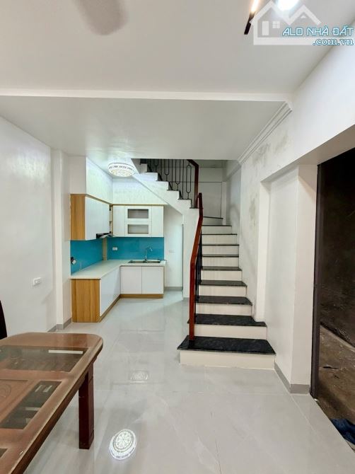BÁN GẤP NHÀ PHỐ NGUYỄN CÔNG HOAN - BA ĐÌNH - HÀ NỘI - 2