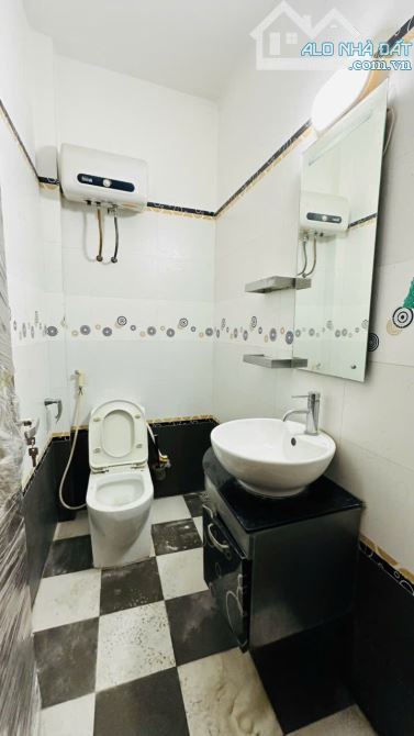 Nhà mặt tiền rộng 7m gần nhà hát lớn phố Đinh Tiên Hoàng giá 6.6 tỷ oto đỗ - 3