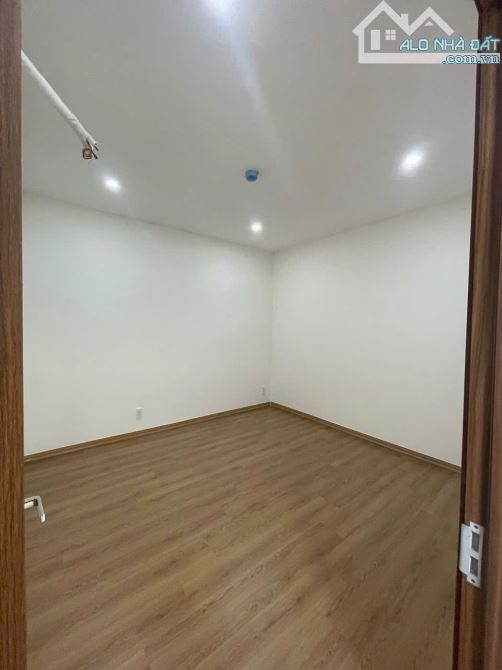 Bán Căn Hộ Western Capital 68m2 Quân 6 - 3
