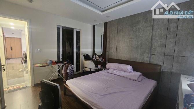 Bán Chung Cư Căn 3PN - Oriental Plaza 685 Đường Âu Cơ - 3