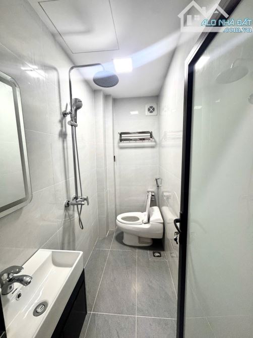 BÁN GẤP NHÀ PHỐ NGUYỄN CÔNG HOAN - BA ĐÌNH - HÀ NỘI - 3