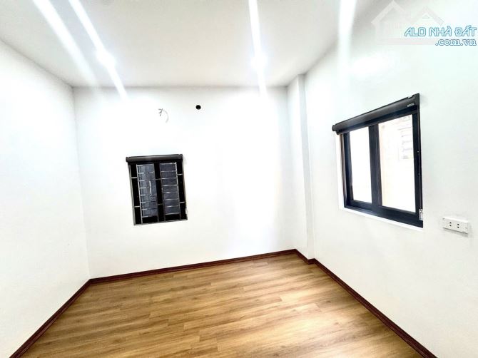 BÁN GẤP NHÀ PHỐ NGUYỄN CÔNG HOAN - BA ĐÌNH - HÀ NỘI - 5