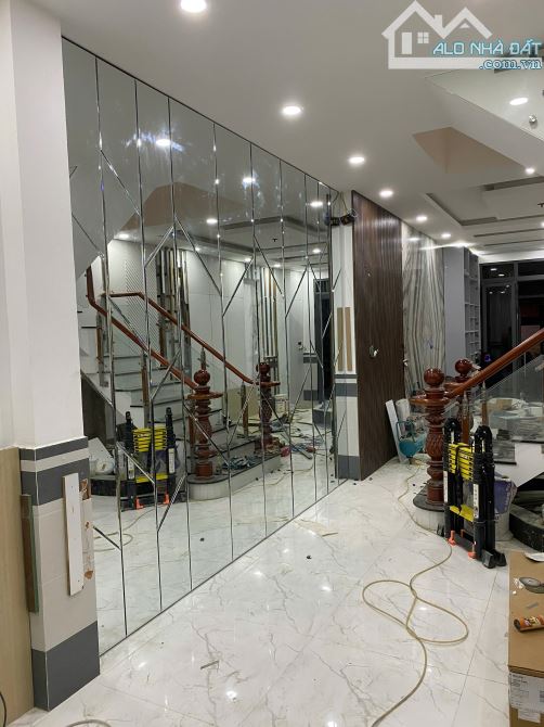 Kế chợ Nhị Thiên Đường- Bùi Minh Trực - P. 5 – Q. 8 - DT: 4*20m- Nhỉnh 7 Tỷ - 7