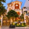 BIỆT THỰ XUÂN THỦY RẺ NHẤT THẢO ĐIỀN HIỆN TẠI II TẶNG FULL NỘI THẤT GỖ ĐỎ GẦN 20 TỶ